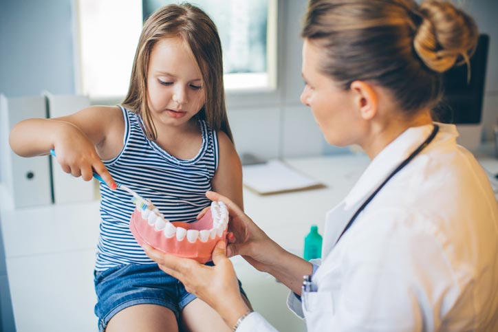 A child visiting Stephen L Ruchlin DDS in Rochester, NY